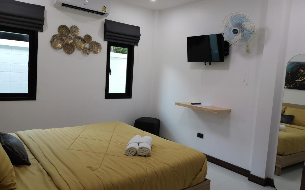 Private Pool Villa With Jacuzzi At Royal Park Village - Walk To The Beach - 6 People - Max 3 Males (Adults Only) Jomtien Beach Buitenkant foto